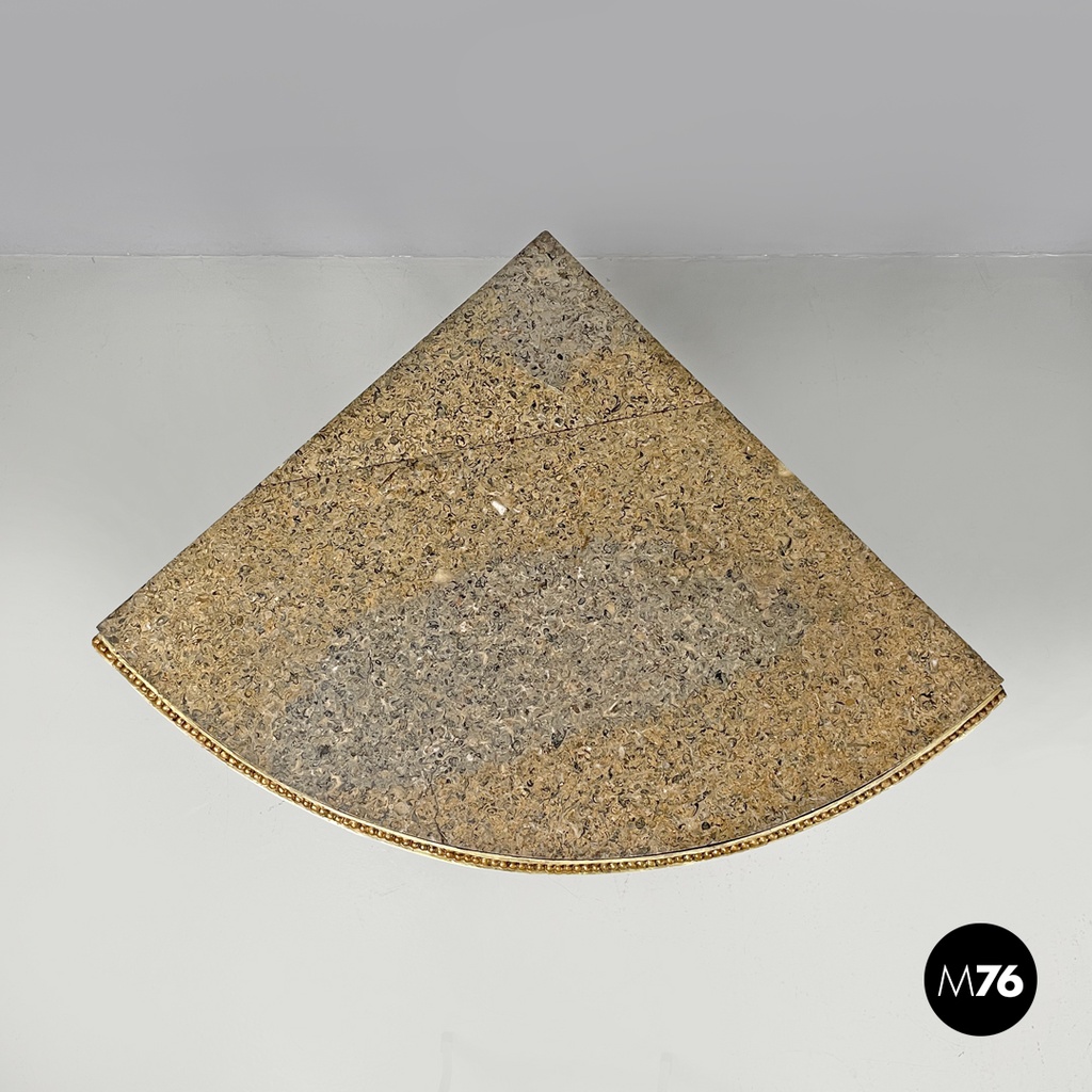 Consolle angolari con piano in marmo lumachella, 1700 ca.