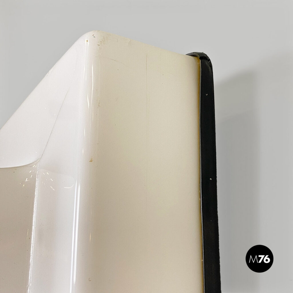 Applique in plexiglass, 1970 ca.