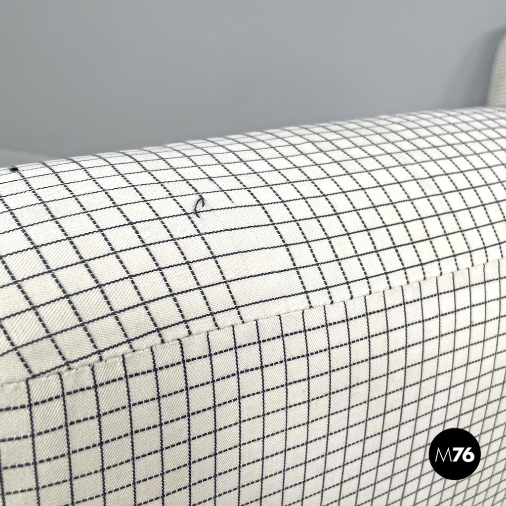 Cuscini in tessuto con ricamo geometrico, 1980 ca.