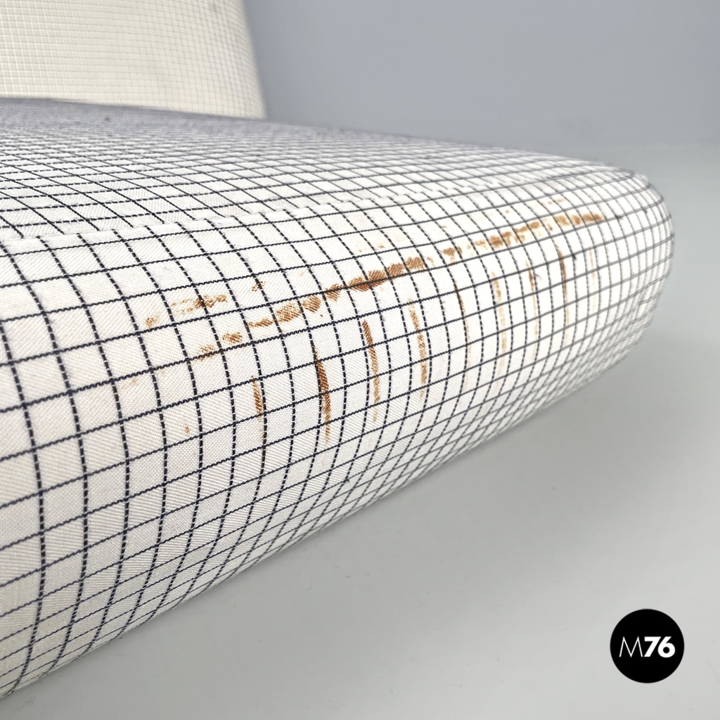 Cuscini in tessuto con ricamo geometrico, 1980 ca.