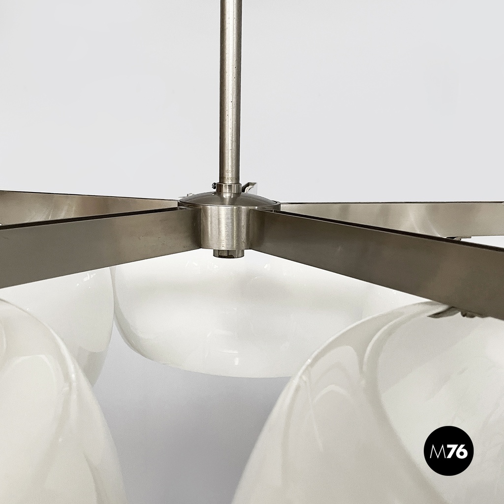 Lampadario Pentaclinio di Vico Magistretti per Artemide, 1970 ca. 