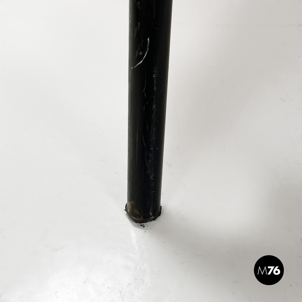 Sdraio in scooby rosso e metallo, 1960 ca.