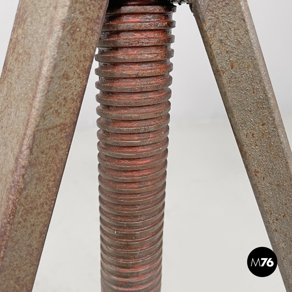 Sgabelli in legno e metallo, 1960 ca. 