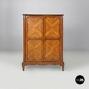 Mobile in legno con ante decorate, 1850 ca. 