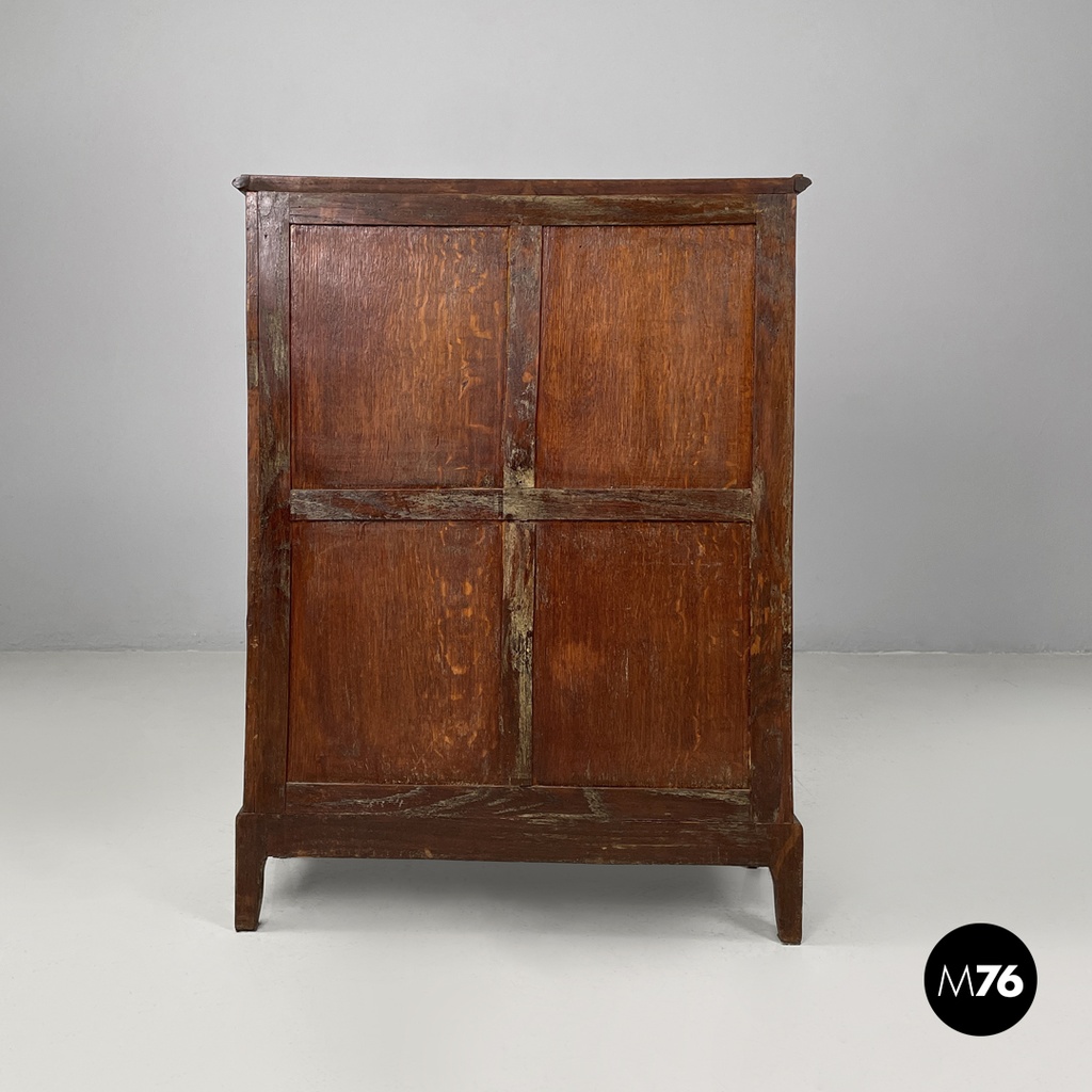 Mobile in legno con ante decorate, 1850 ca. 