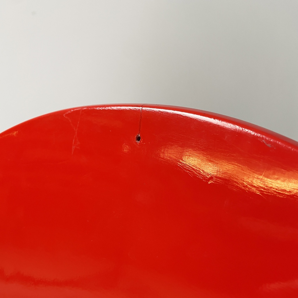 Sgabelli in legno e metallo rosso, 1980 ca.