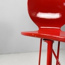 Sgabelli in legno e metallo rosso, 1980 ca.