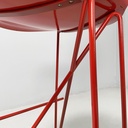 Sgabelli in legno e metallo rosso, 1980 ca.