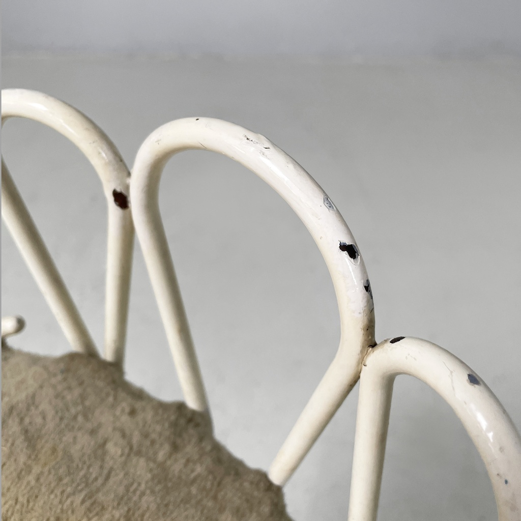 Sgabello in tessuto e metallo bianco, 1930 ca.