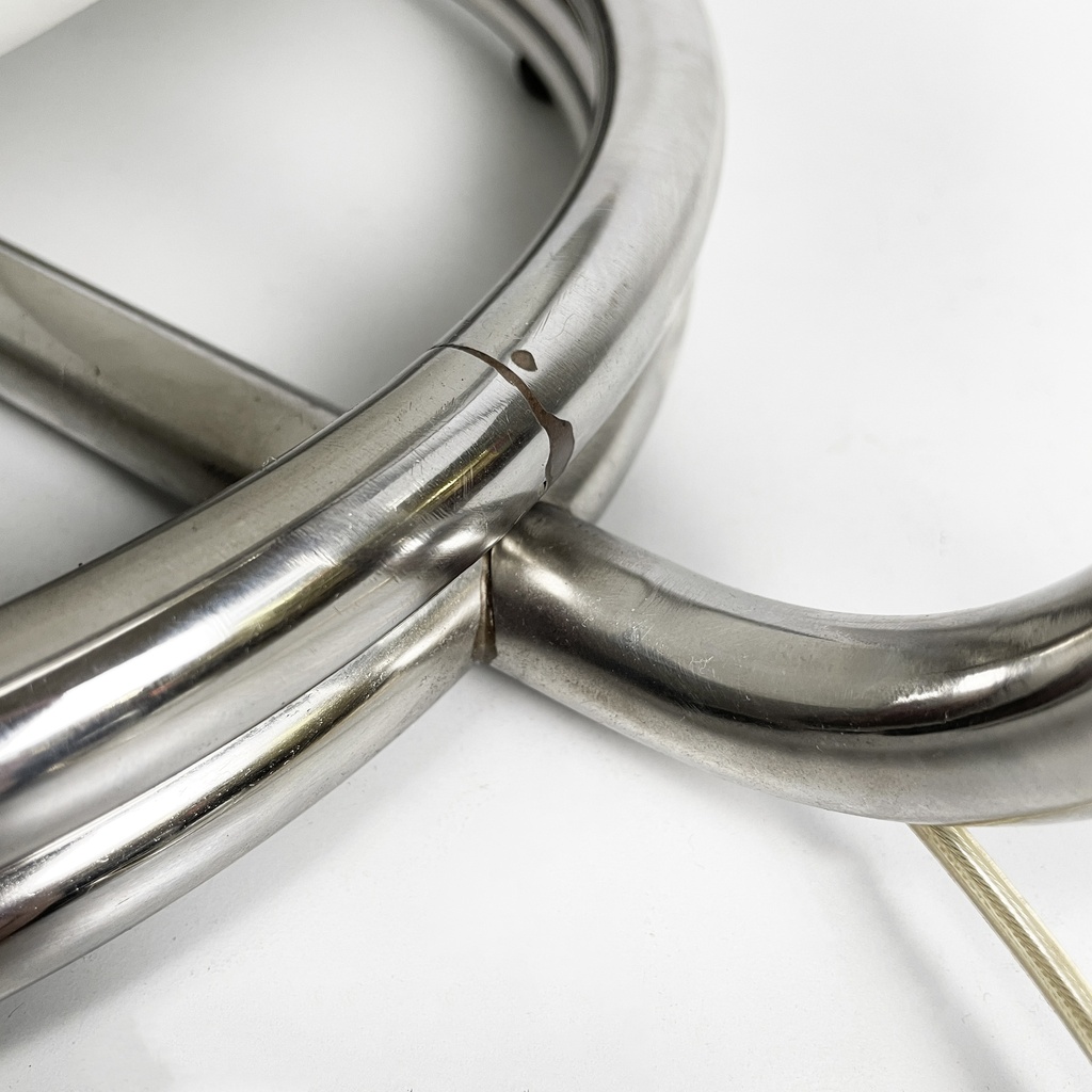 Lampada da tavolo in vetro opalino e acciaio, 1970 ca.