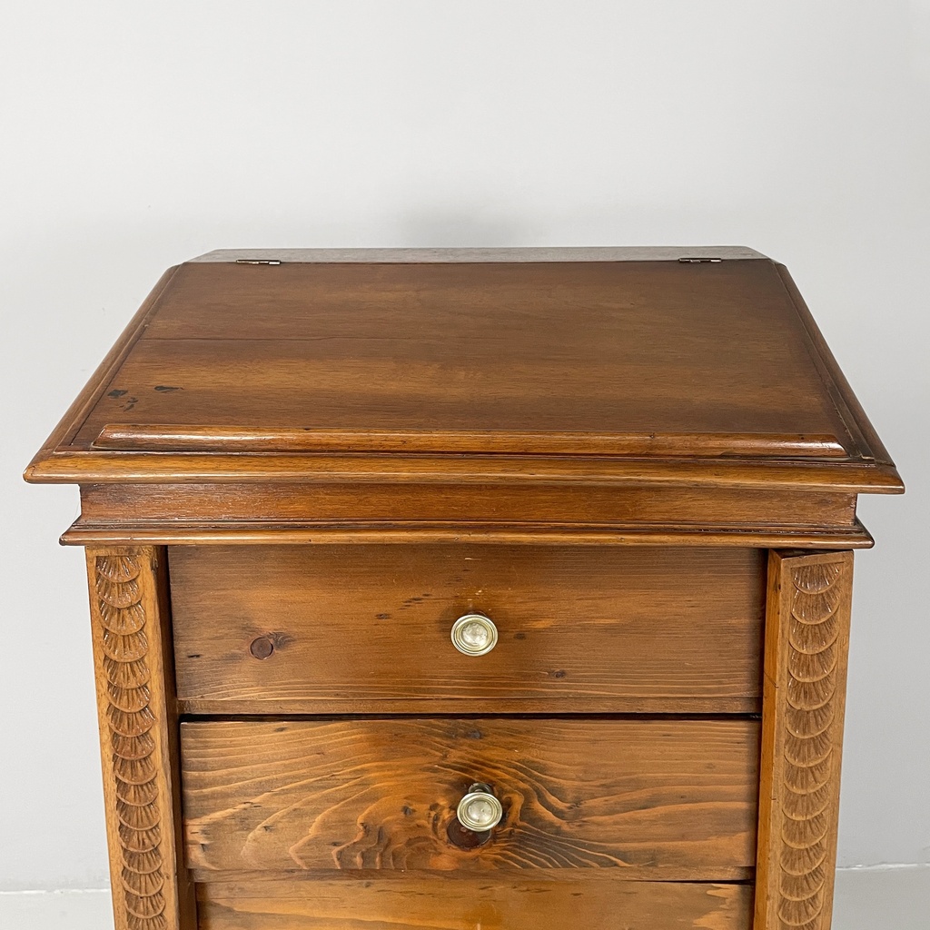 Cassettiera con leggio in legno, 1800 ca.