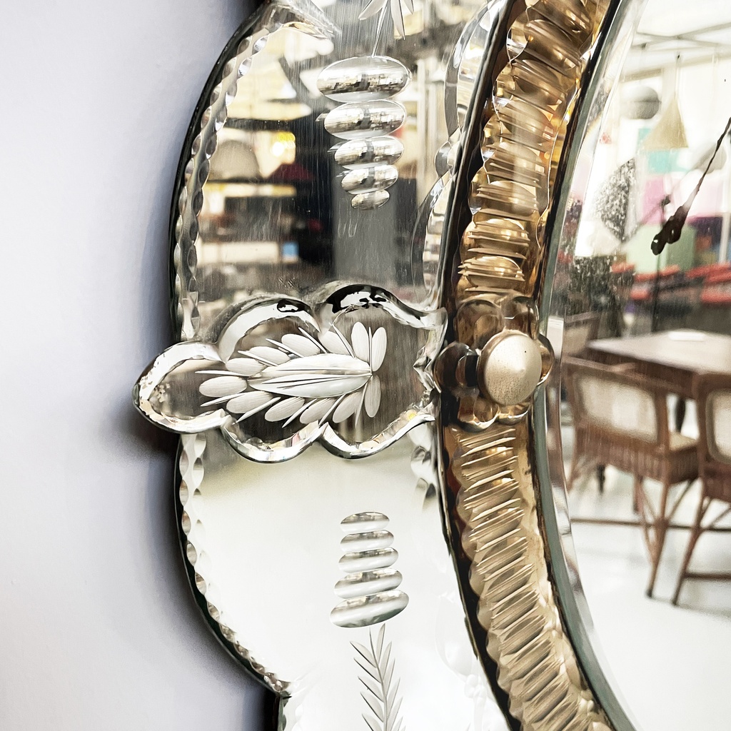 Specchio da parete con acidature, 1900 ca.