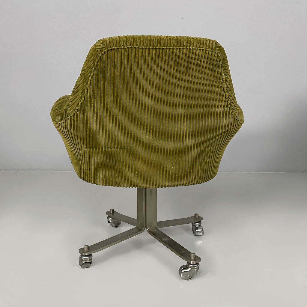 Poltrone da ufficio di Giulio Moscatelli per Formanova, 1970 ca.