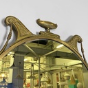 Specchio da parete in ottone con fregi, 1950 ca.