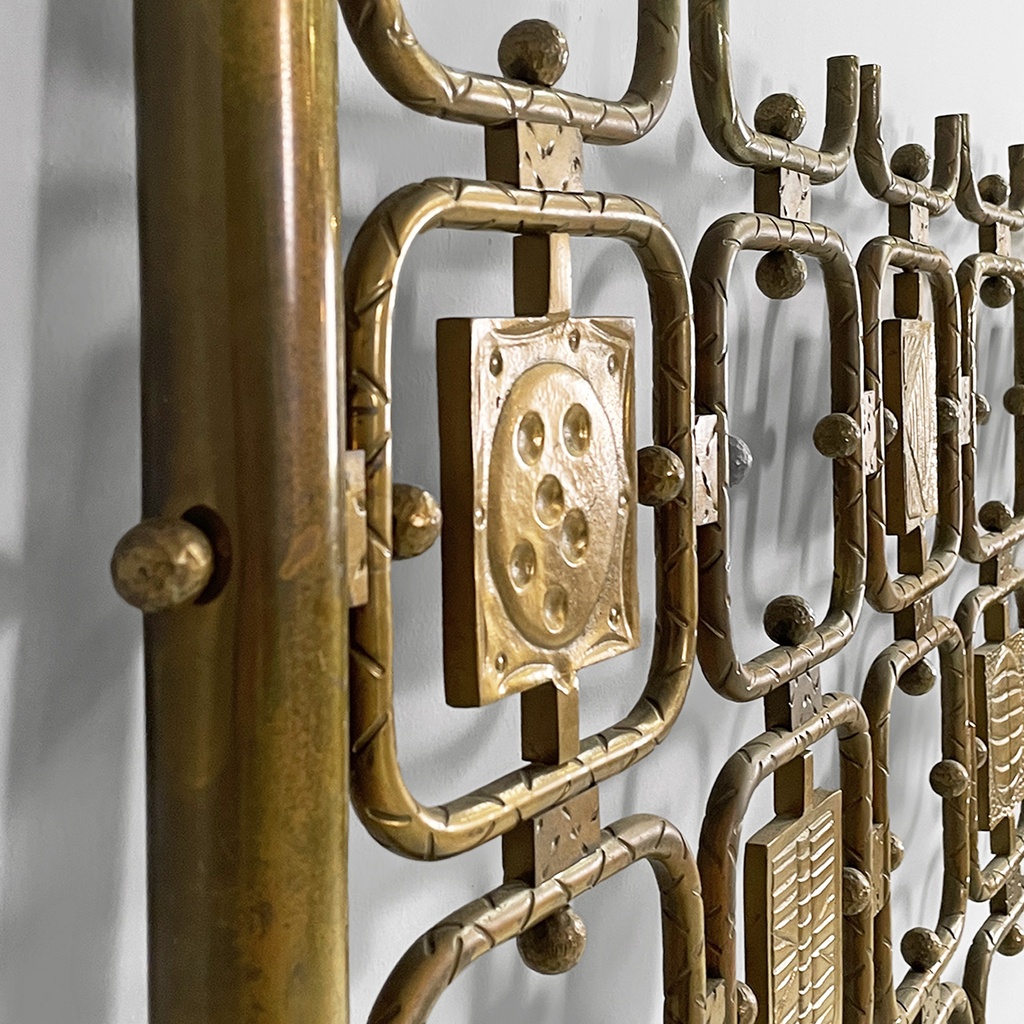 Testiera del letto di Osvaldo Borsani e Arnaldo Pomodoro per Atelier Borsani Varedo, 1950 ca.