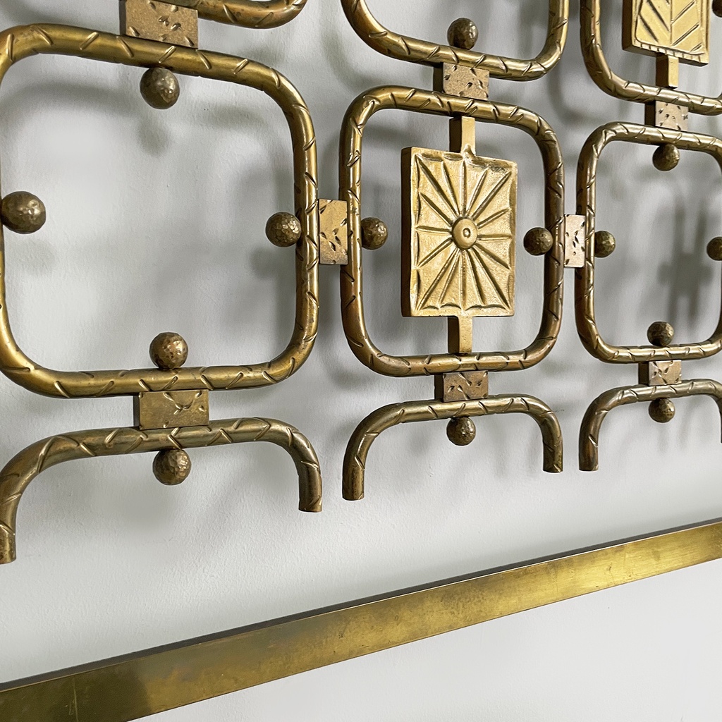 Testiera del letto di Osvaldo Borsani e Arnaldo Pomodoro per Atelier Borsani Varedo, 1950 ca.