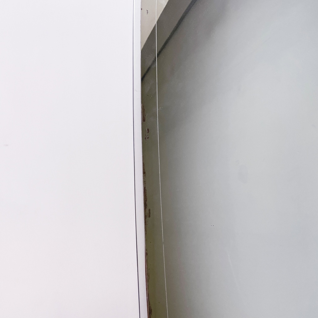 Specchio da parete con dettagli in ottone, 1940 ca.