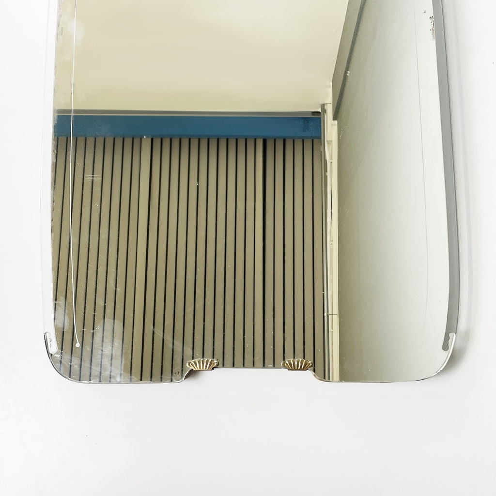 Specchio da parete con dettagli in ottone, 1940 ca.