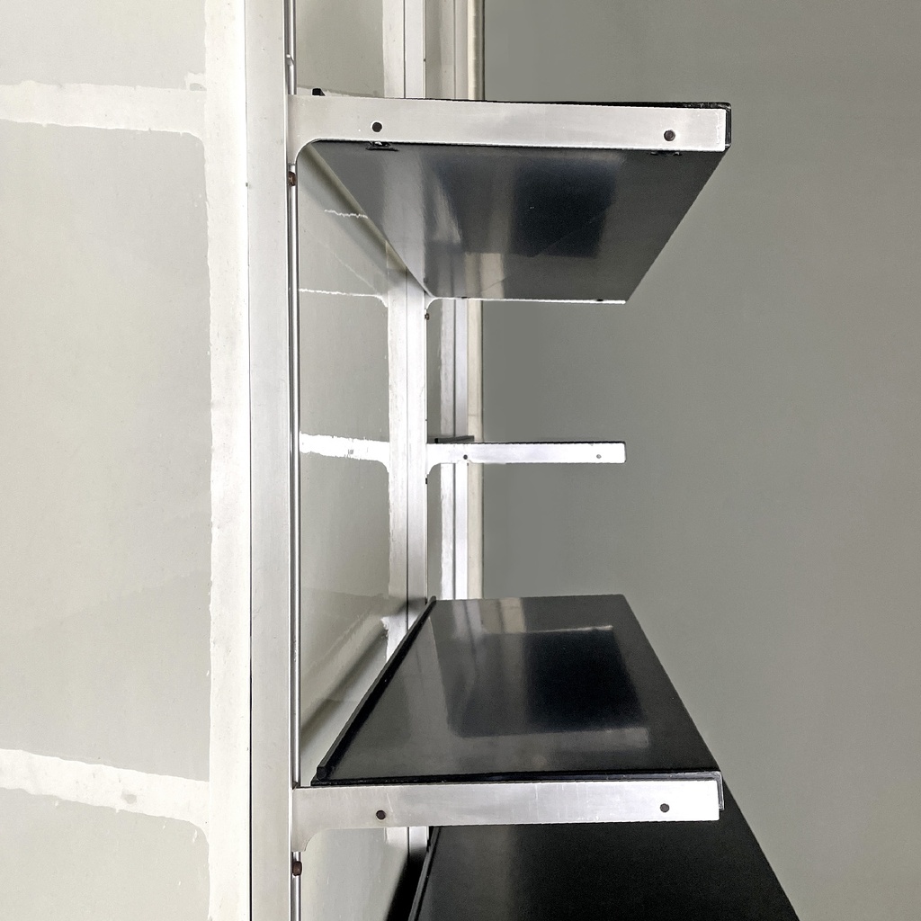 Libreria E22 di Osvaldo Borsani per Tecno, 1970 ca.