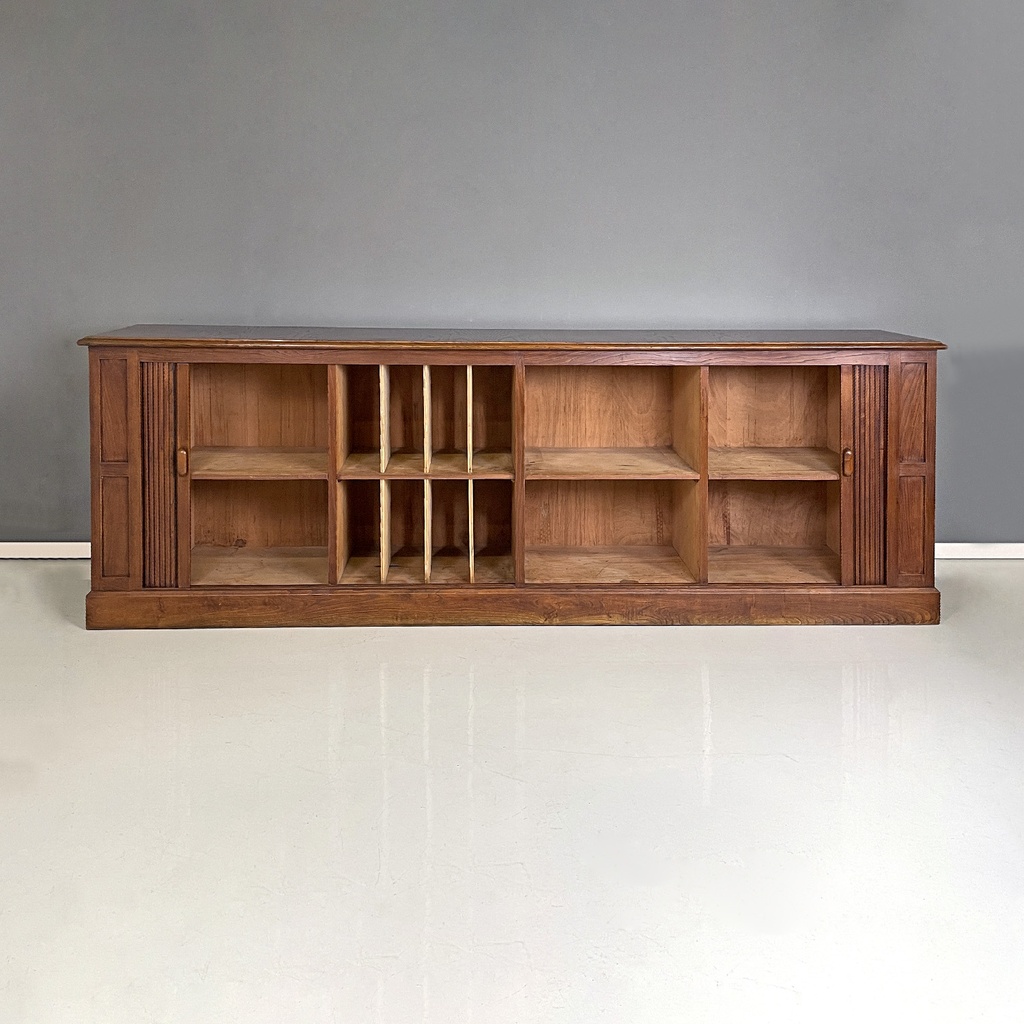 Sideboard in legno con apertura a serrandina, 1920 ca.