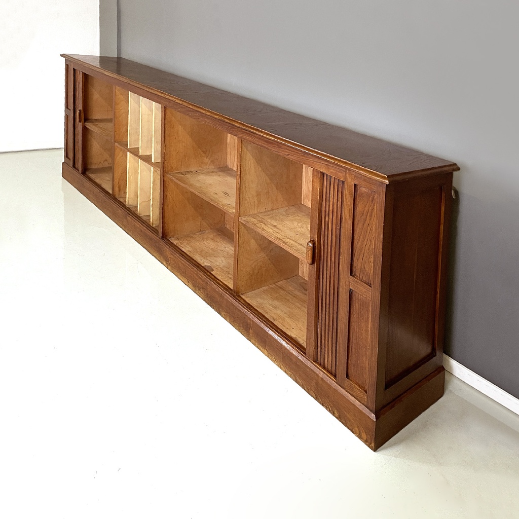Sideboard in legno con apertura a serrandina, 1920 ca.