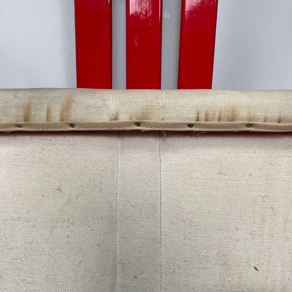 Sedia a pozzetto pieghevole in legno rosso, 1980 ca.