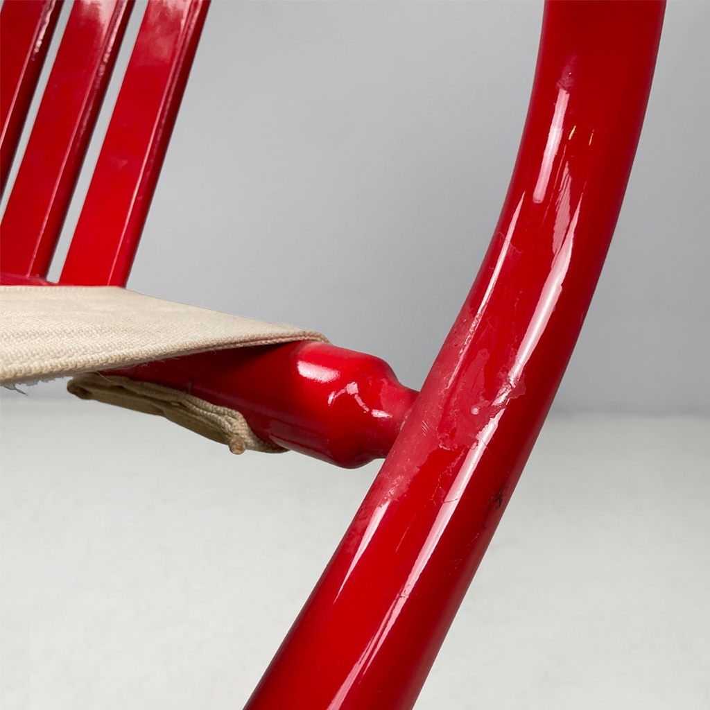 Sedia a pozzetto pieghevole in legno rosso, 1980 ca.