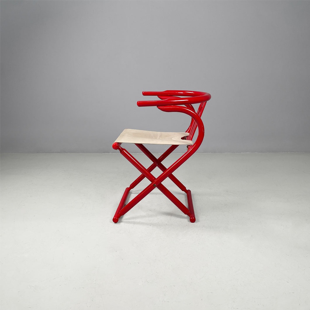 Sedia a pozzetto pieghevole in legno rosso, 1980 ca.