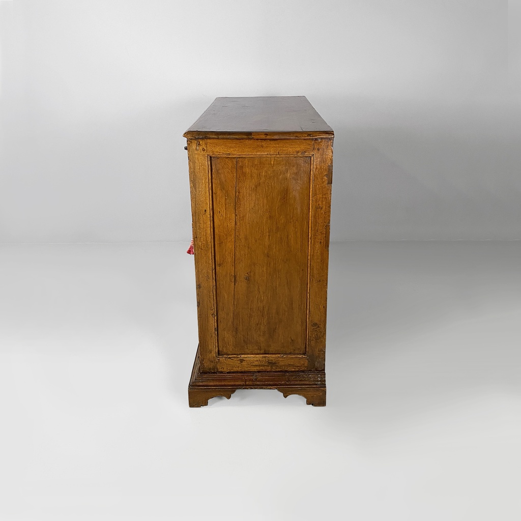 Credenza in legno, fine del 1600 ca. 