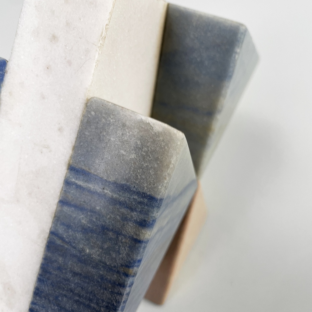 Sculture in marmo, 1980 ca.