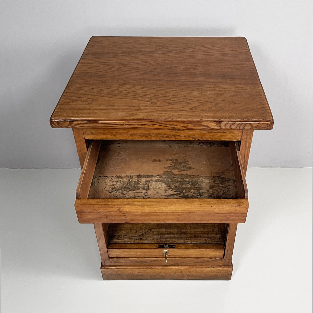 Archivio in legno, 1940 ca.