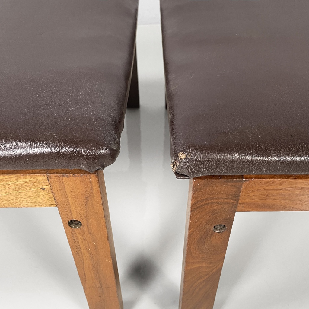 Pouf in pelle marrone e legno, 1960 ca.