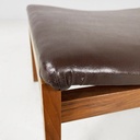 Pouf in pelle marrone e legno, 1960 ca.