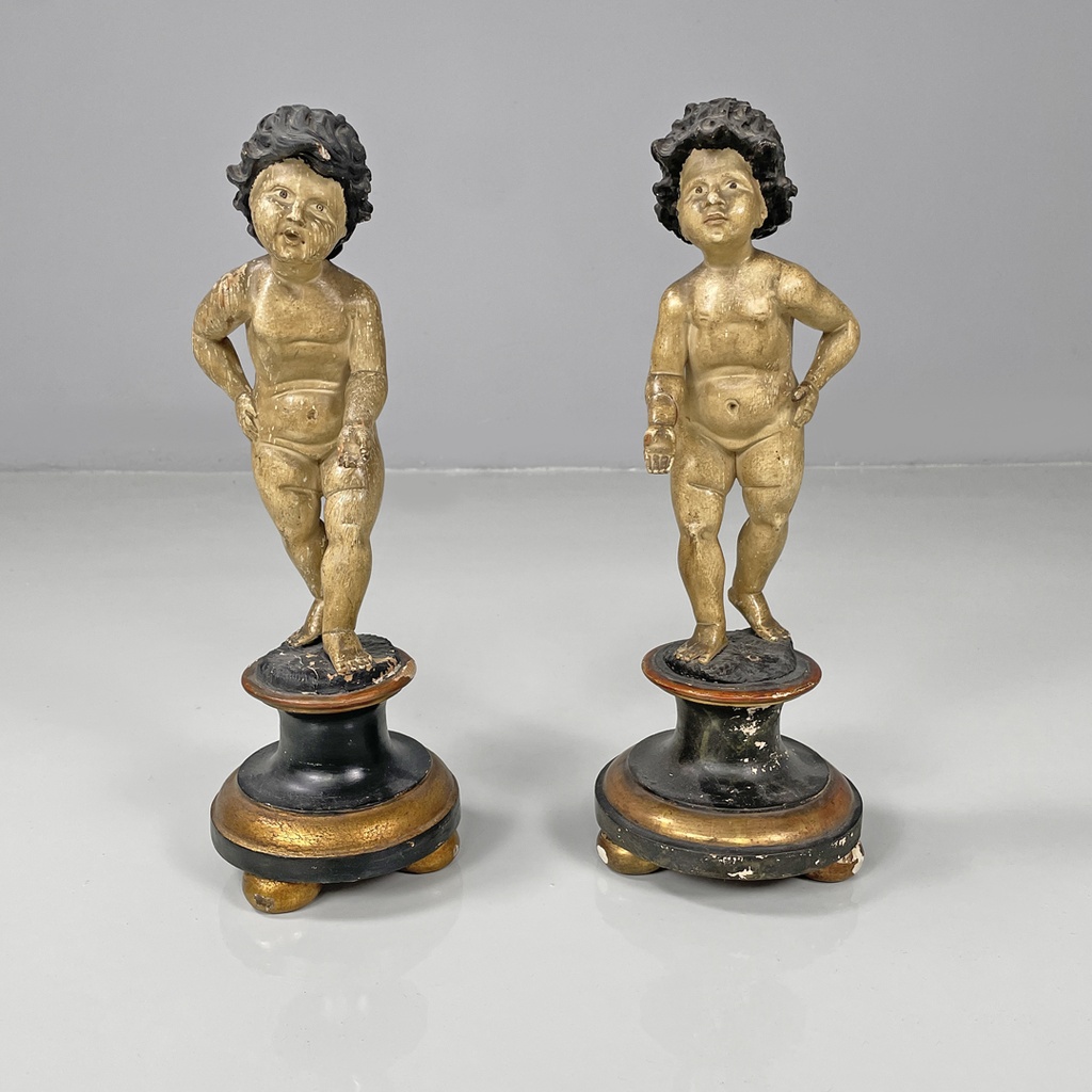Sculture di putti in legno, fine 1800 ca.