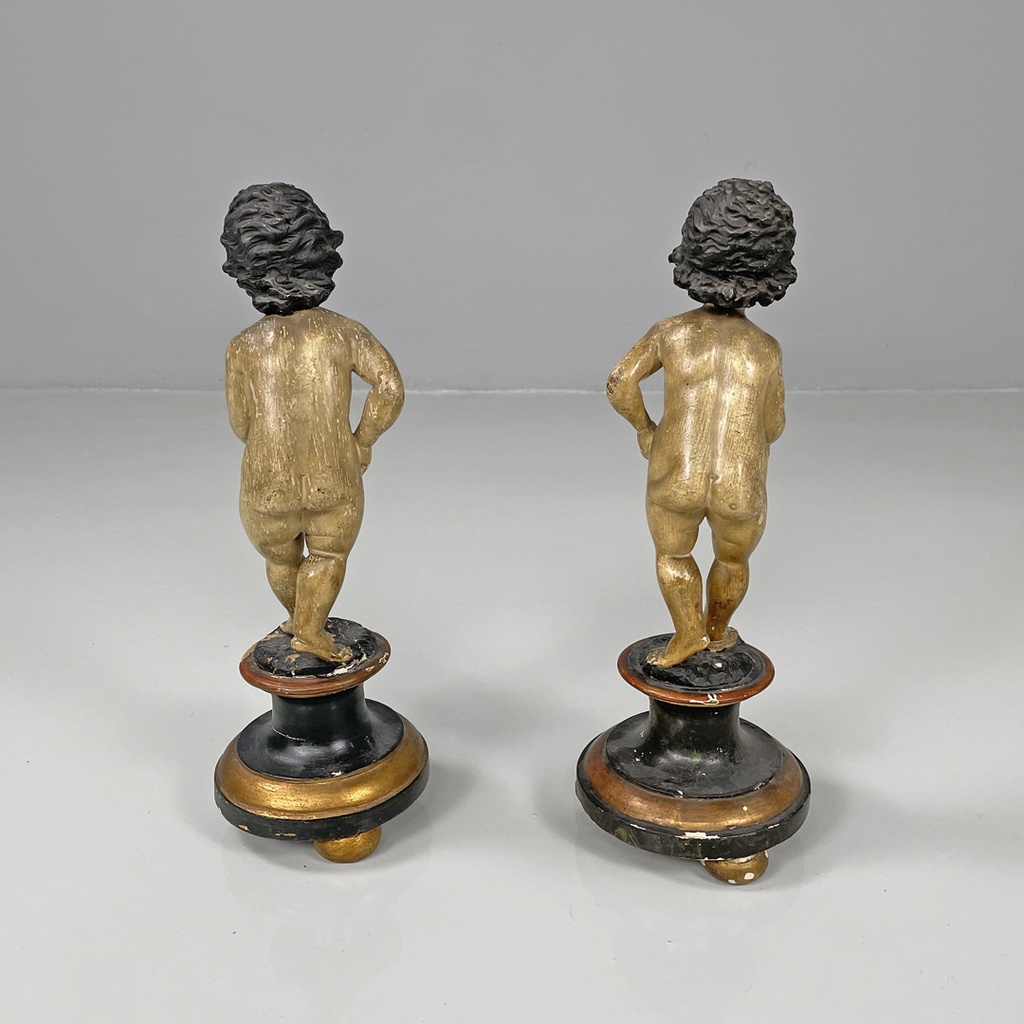 Sculture di putti in legno, fine 1800 ca.