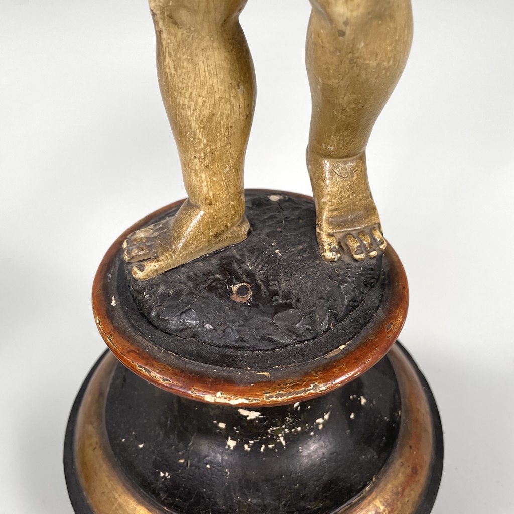 Sculture di putti in legno, fine 1800 ca.