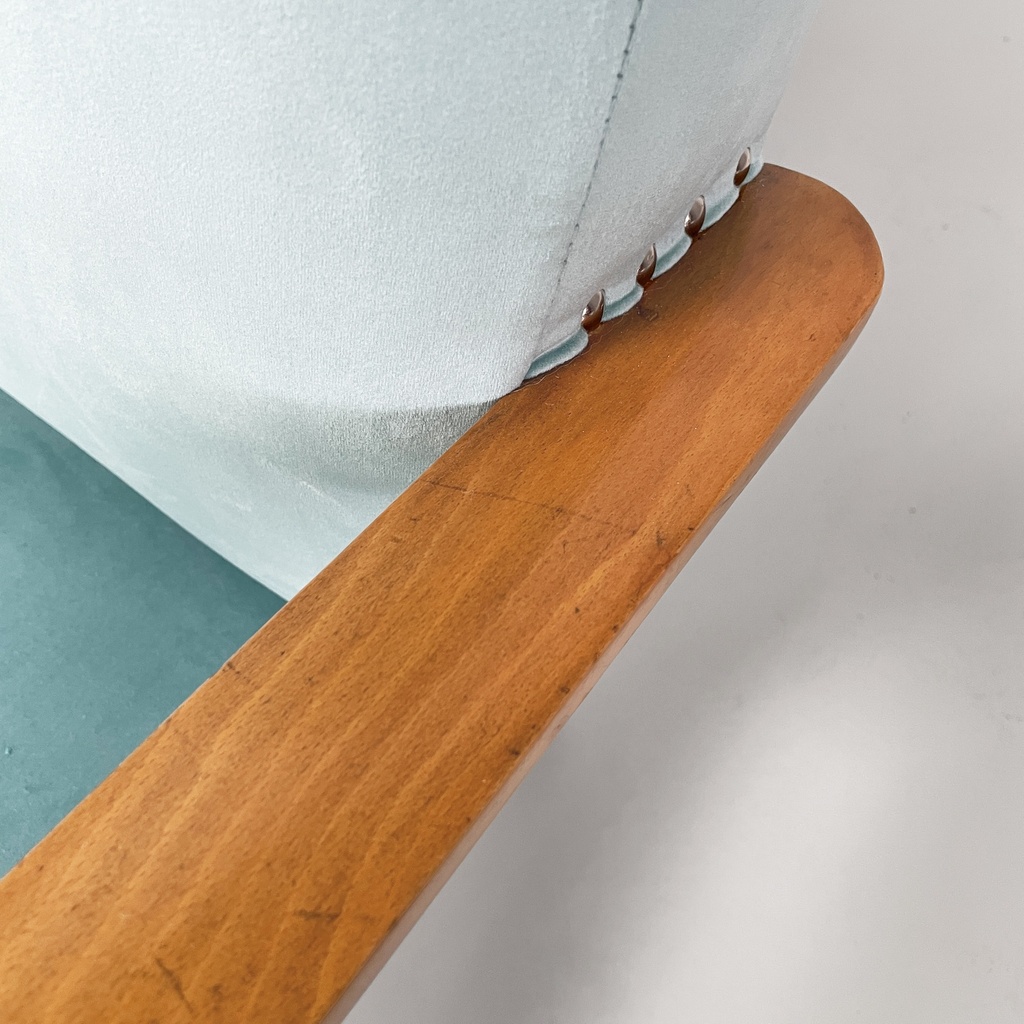 Poltrone in velluto azzurro e legno, 1950 ca.