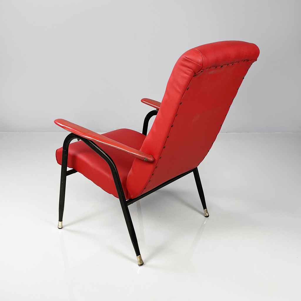 Poltrona in sky rosso e metallo nero, 1960 ca.