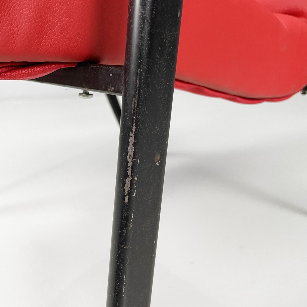 Poltrona in sky rosso e metallo nero, 1960 ca.