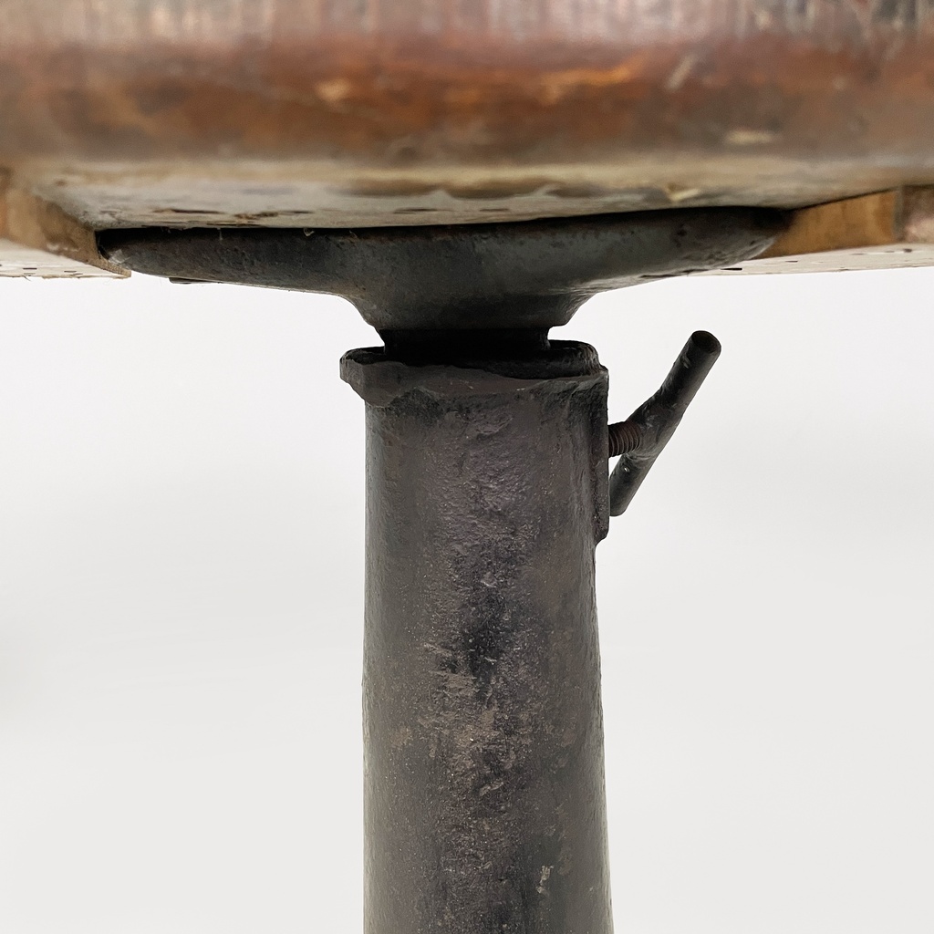 Sgabello in legno e ghisa, 1930 ca.