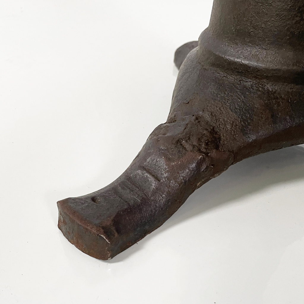 Sgabello in legno e ghisa, 1930 ca.