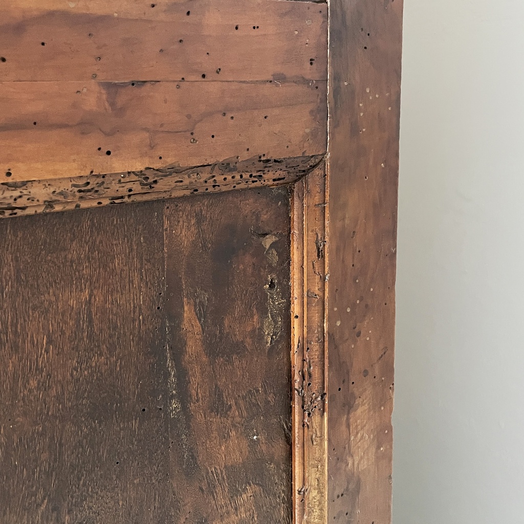 Armadio con ante decorate in legno, 1800 ca.