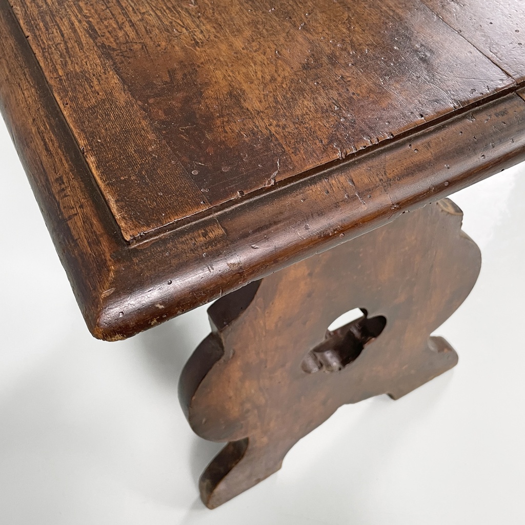 Sgabelli in legno, fine 1800 ca.