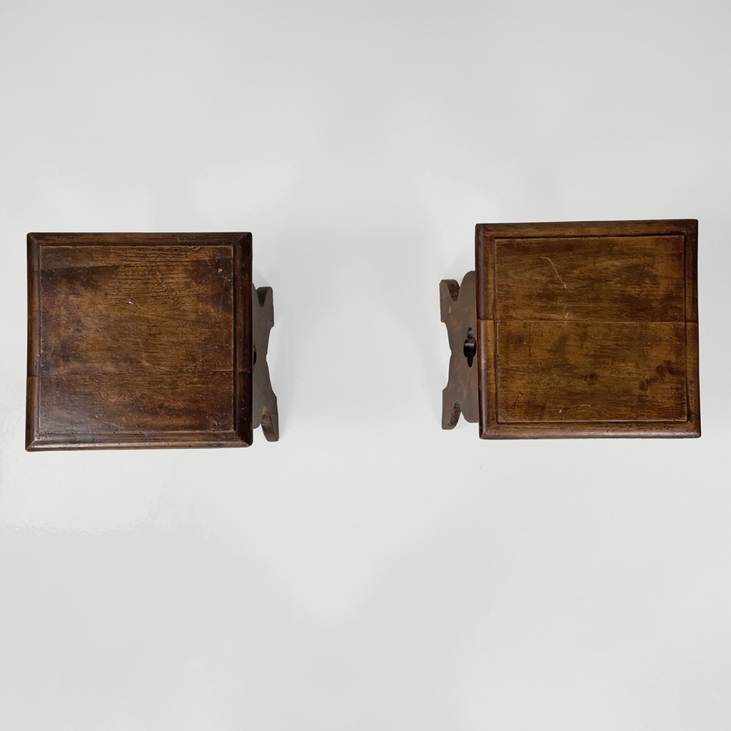 Sgabelli in legno, fine 1800 ca.