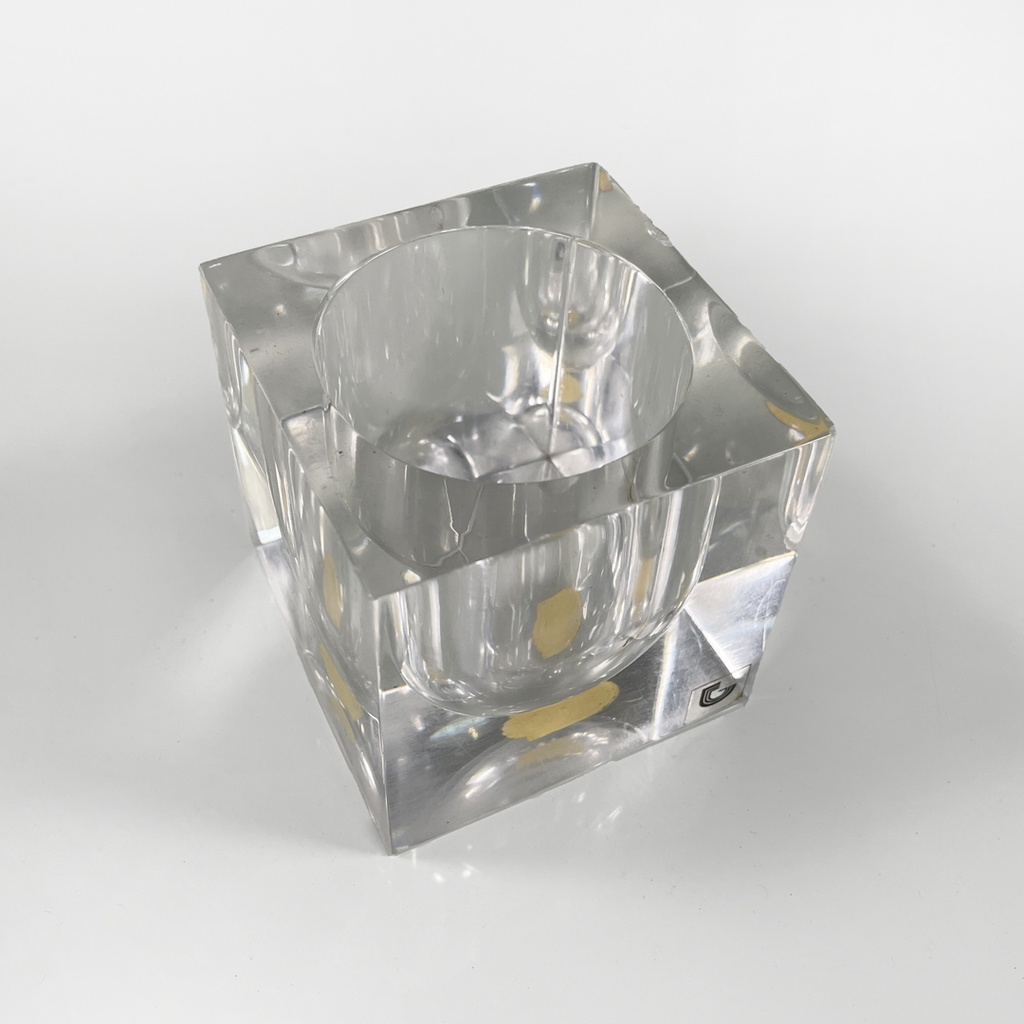 Scultura in lucite per Guzzini, 1970 ca.