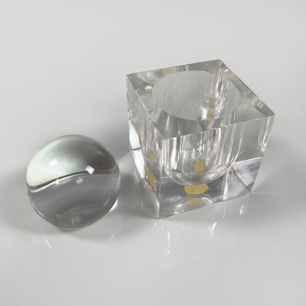 Scultura in lucite per Guzzini, 1970 ca.