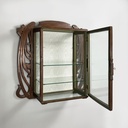 Vetrina da parete in legno e vetro, inizio 1900 ca.