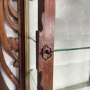 Vetrina da parete in legno e vetro, inizio 1900 ca.