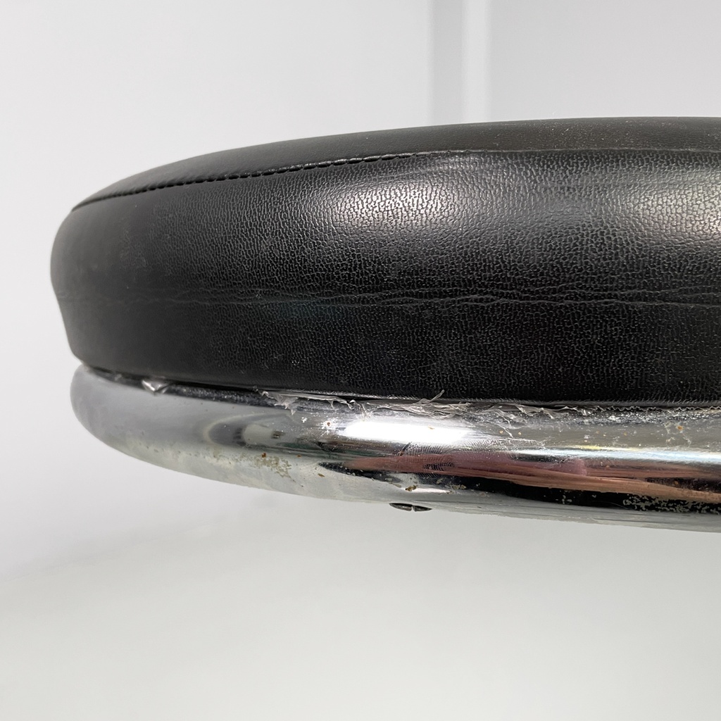 Sgabello in metallo e pelle, 1970 ca.