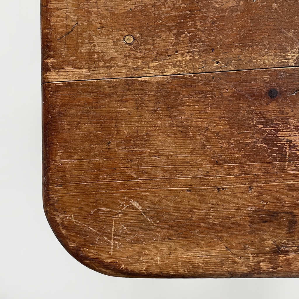 Sgabelli in legno, 1970 ca.